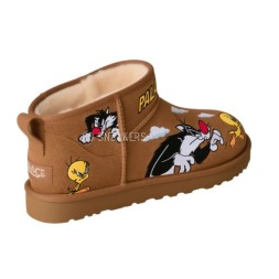 UGG x Palacе Ultra Mini Looney Tunes Chestnut