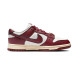 Женские кроссовки NIKE Dunk Low SE WMNS Just Do It Sail Team Red