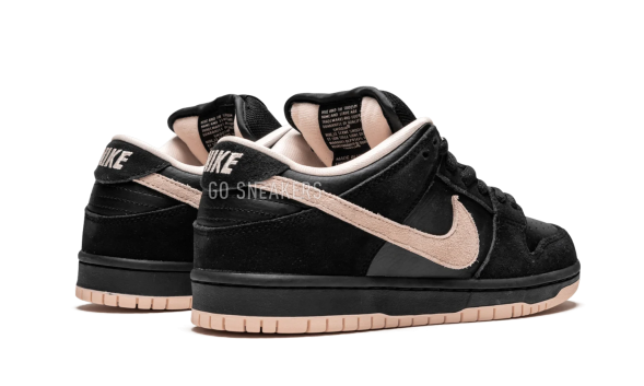 Унисекс кроссовки Nike Dunk SB Low Black Washed Coral