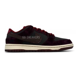 RIOT Skateshop x Nike Dunk Low SB &#039;Mahogany Dark Beetroot&#039;