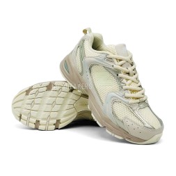 New Balance 530 Beige/Brown